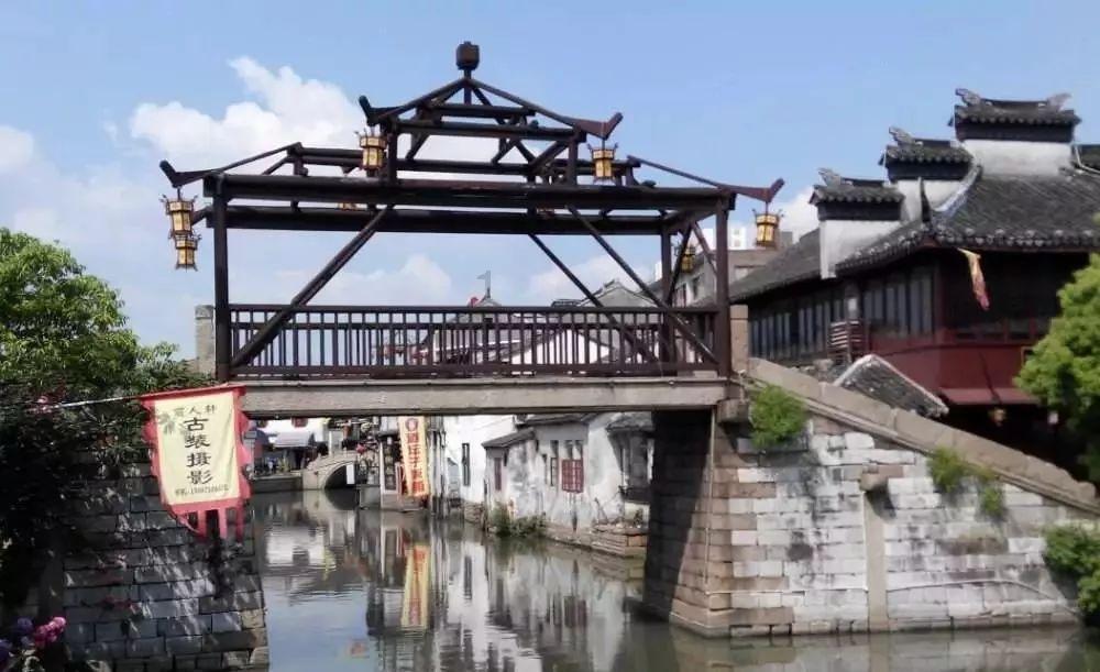 逃离橙园